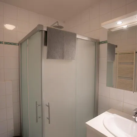 Apartament Familie Hartje Met Optie Parking